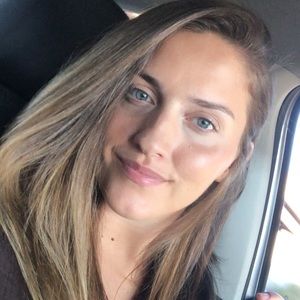 Meet your Posher, Anela